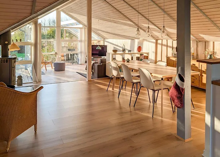 Amazing In With House A Panoramic View