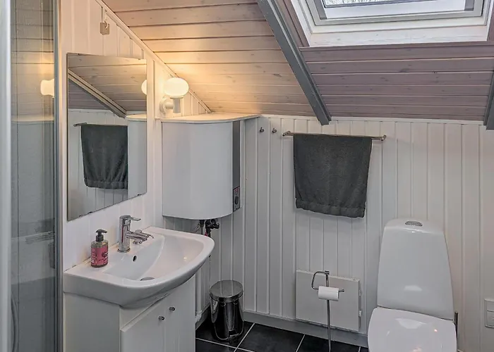 Amazing In With House A Panoramic View